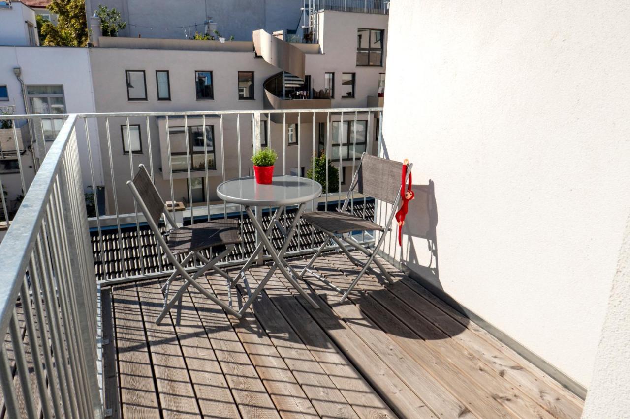 Red Monkey Vienna Apartment Exteriör bild