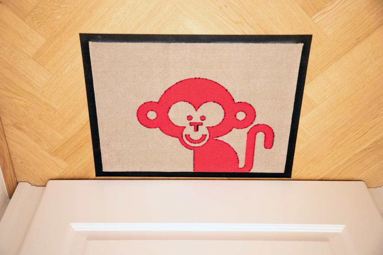 Red Monkey Vienna Apartment Exteriör bild